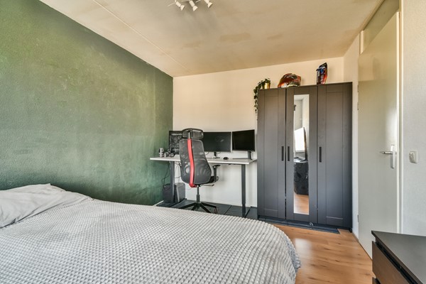 Medium property photo - Ladogameerhof 165, 1060 RE Amsterdam